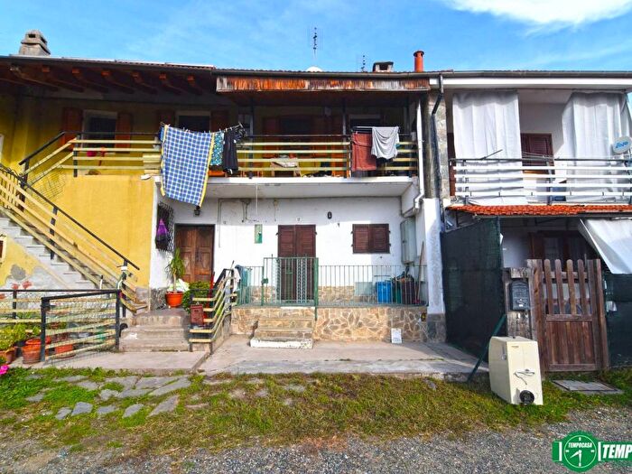 Appartamento trilocale in affitto in Borgata Vallossera, Rocca Canavese