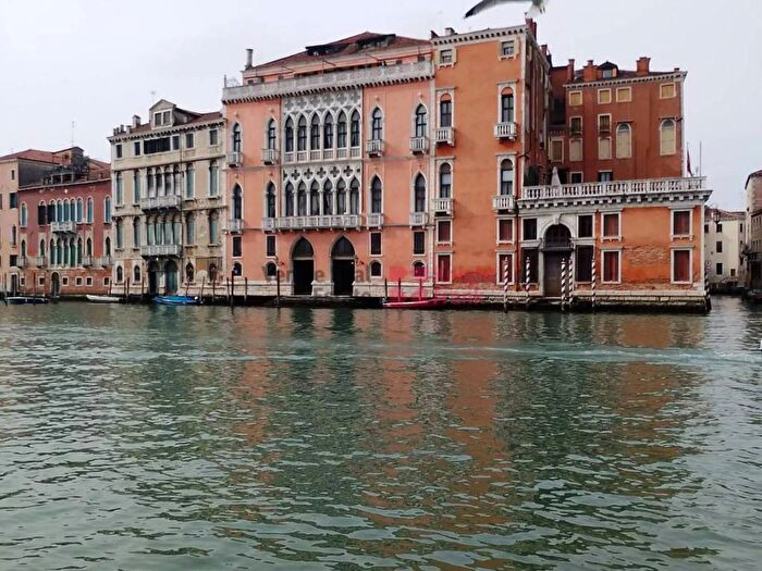 Appartamento quadrilocale in affitto in San Polo, Venezia