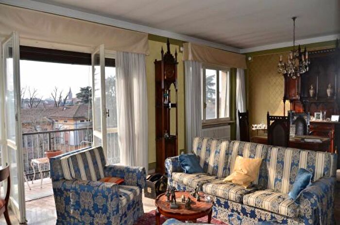 Appartamento quadrilocale in vendita in Via Belfiore, Cremona