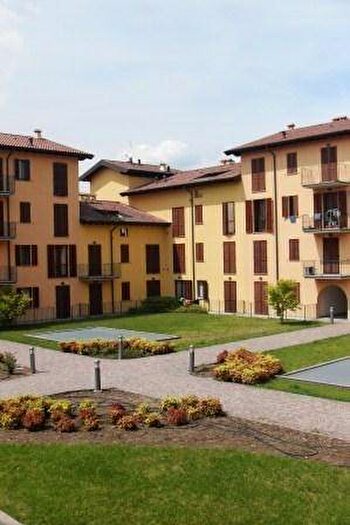 Appartamento bilocale in affitto in Piazza della Tessitura, Centro, Fino Mornasco
