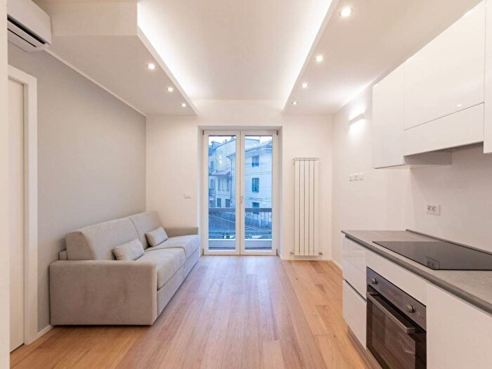 Appartamento bilocale in affitto in Via Cardinale Ascanio Sforza, Ascanio Sforza, Milano