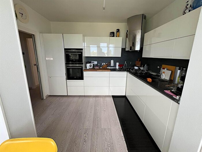 Appartamento trilocale in vendita in Parma