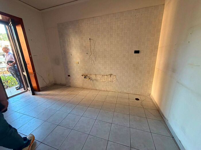Appartamento trilocale in affitto in Via Aldo Moro, Quarto