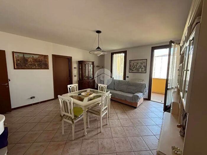 Appartamento quadrilocale in vendita in Via Matteotti, San Giorgio Bigarello