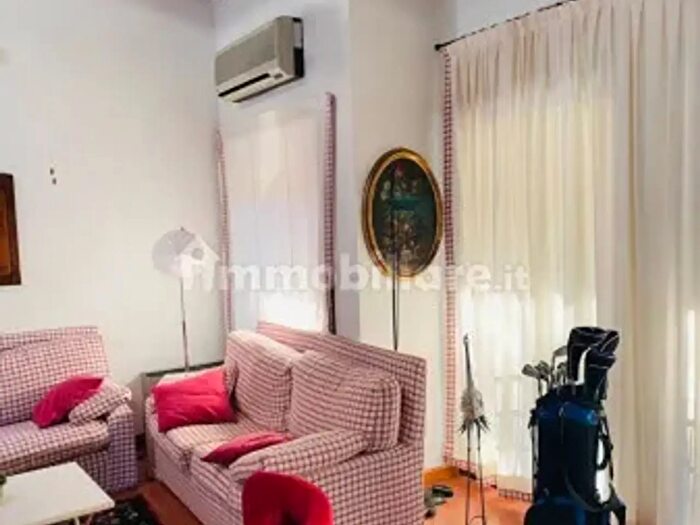 Casa con 5 locali in affitto in Via Angelo Omodeo, Soiano Del Lago