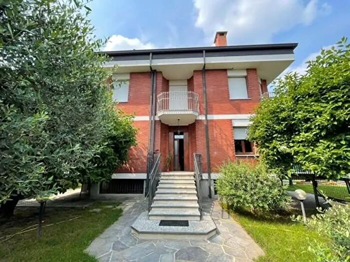 Appartamento quadrilocale in affitto in Via Immacolata, Mariano Comense