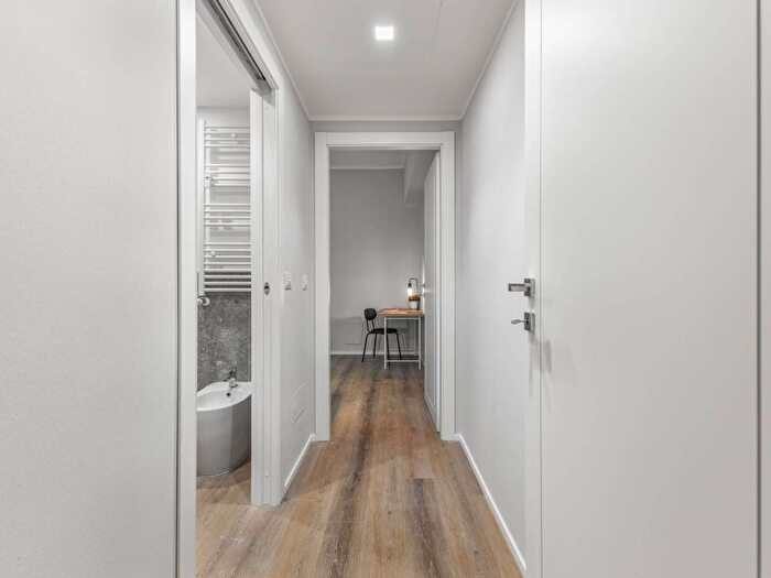 Appartamento bilocale in affitto in Via Monte Bianco, Monte Rosa Lotto, Milano