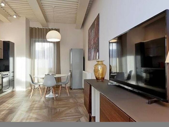 Appartamento bilocale in affitto in Via del Basilico, Barberini, Roma