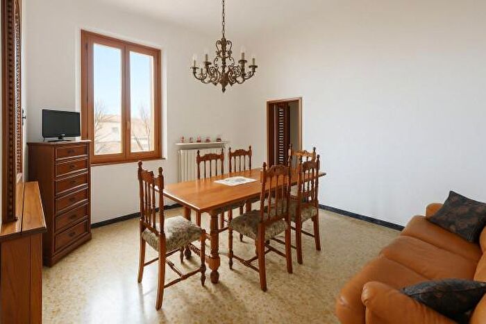 Appartamento con 5 locali in vendita in Viale della Vittoria, Jesi