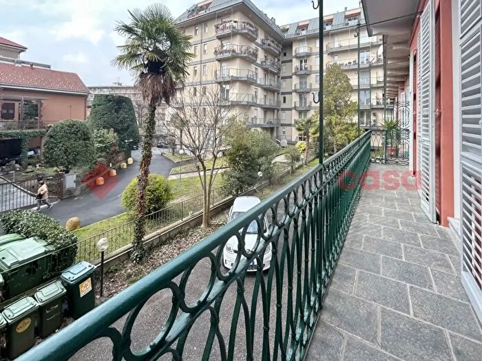 Appartamento quadrilocale in vendita in Arona