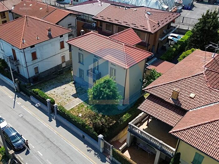 Case in Vendita e in Affitto - 3