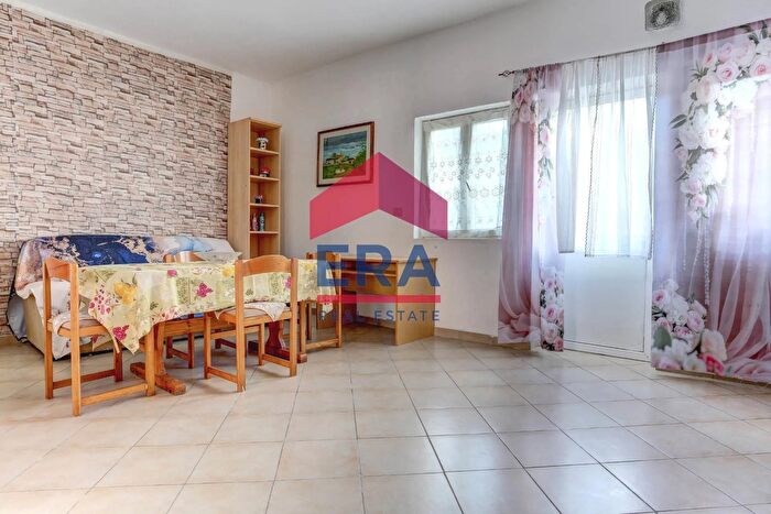 Appartamento trilocale in vendita in Lungomare degli Ardeatini, Ardea