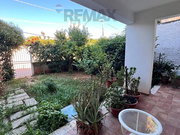 Appartamento quadrilocale in vendita in Via Agliandroni Snc, Terrasini