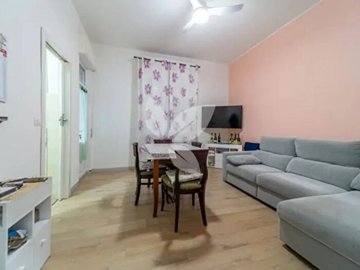 Appartamento bilocale in vendita in Via Giulio E Guido Carmignani, Parma