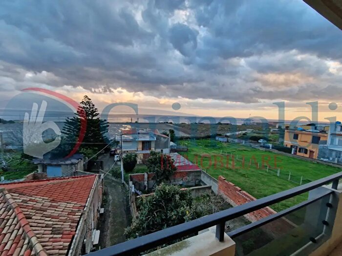 Appartamento trilocale in vendita in Via Marchetta, Messina