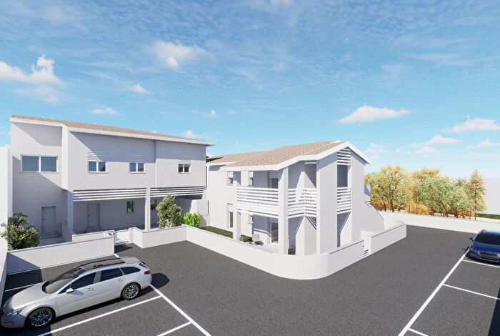 Appartamento con 5 locali in vendita in Bientina