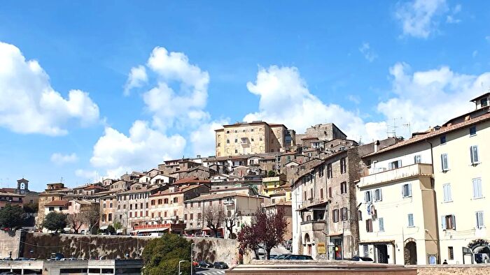 Appartamento trilocale in vendita in Vicolo III della Portella, Paliano