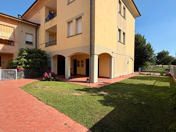 Appartamento bilocale in vendita in Via Costruttori di Pace, Galliera