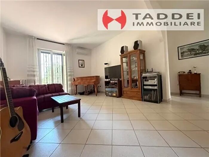 Appartamento quadrilocale in vendita in Scandicci