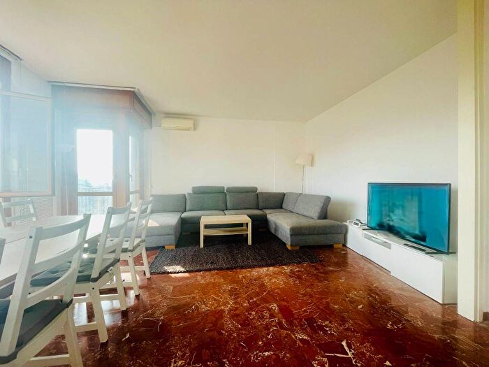 Appartamento quadrilocale in affitto in Via Arzaga, Bande Nere, Milano