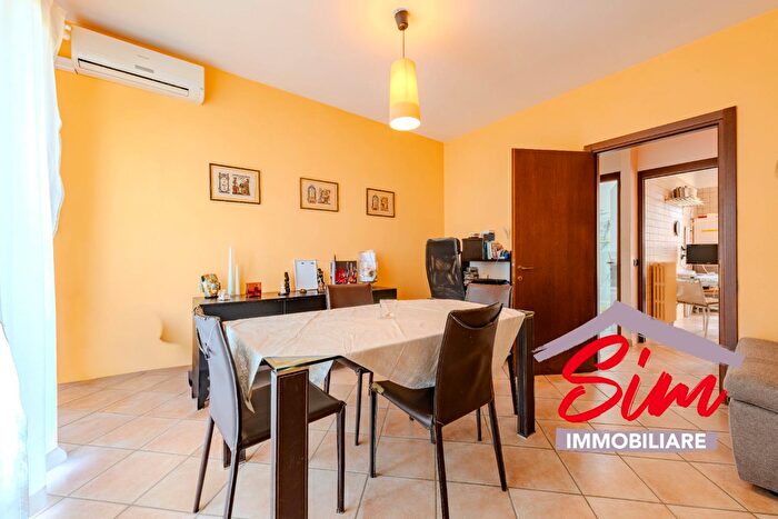 Appartamento quadrilocale in vendita in Casaleggio Novara