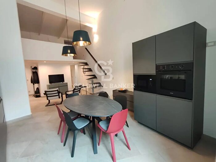 Appartamento trilocale in vendita in Via Cristoforo Colombo, Brindisi