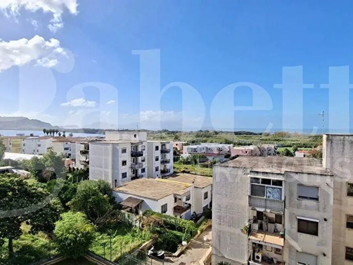 Appartamento quadrilocale in vendita in Via Cupa della Torretta, Bacoli