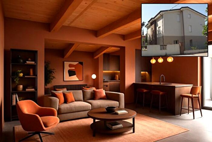 Appartamento con 5 locali in vendita in Via Lago di Fusaro, Foligno