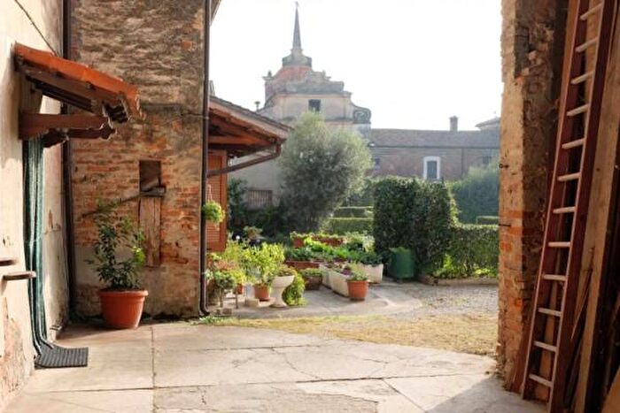 Casa bilocale in vendita in Motta Baluffi Cr Via Argine Cremona, Motta Baluffi