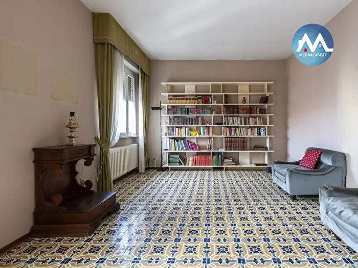 Appartamento quadrilocale in vendita in Via Aleardo Aleardi, Pesaro