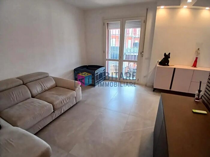 Appartamento con 5 locali in vendita in Livorno