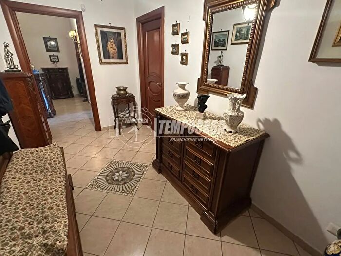 Appartamento trilocale in vendita in Corso Italia, Acerra