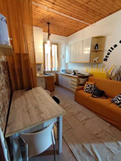 Appartamento bilocale in affitto in Via Camillo Benso di Cavour, Alta Valle Intelvi