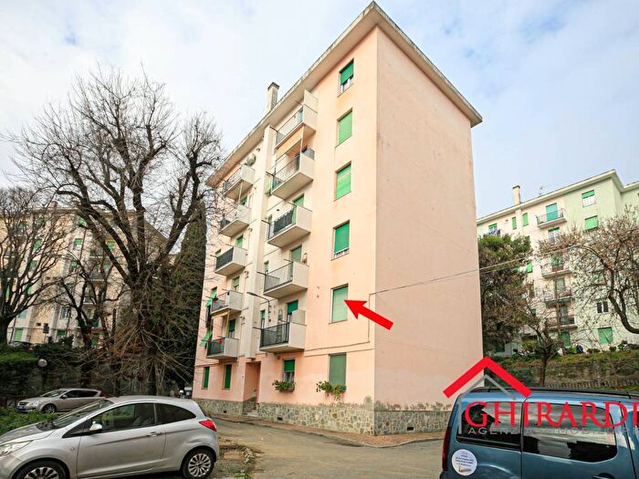 Appartamento bilocale in affitto in Via Santa Maria della Costa, Sestri Ponente, Genova