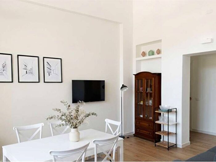 Appartamento trilocale in affitto in VIA NEREO, Mondello Valdesi, Palermo