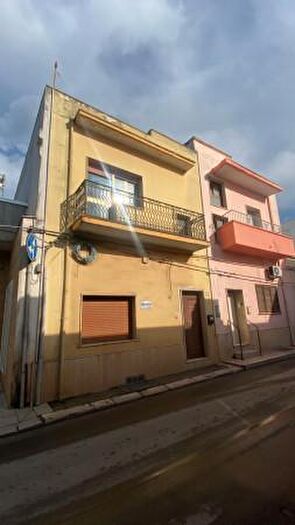 Appartamento con 6 locali in vendita in Via Giuseppe Mazzini, Sava