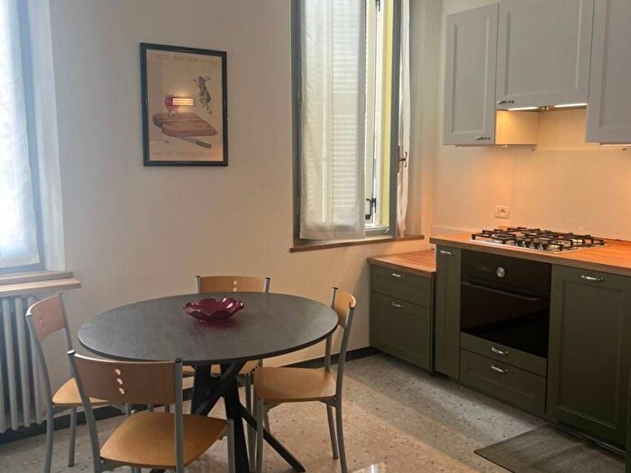 Appartamento trilocale in affitto in Strada Luglio, Centro Storico, Parma