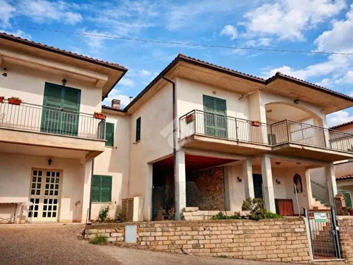 Appartamento bilocale in vendita in Via Noce Monte, Cottanello