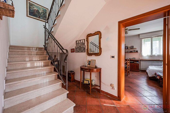 Casa con 6 locali in vendita in Via Nuova, San Giovanni In Persiceto