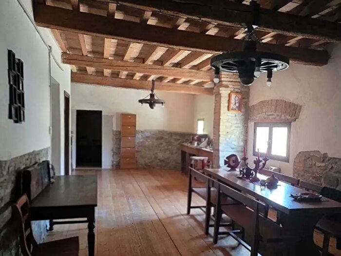 Casa con 10 locali in vendita in Marano Sul Panaro