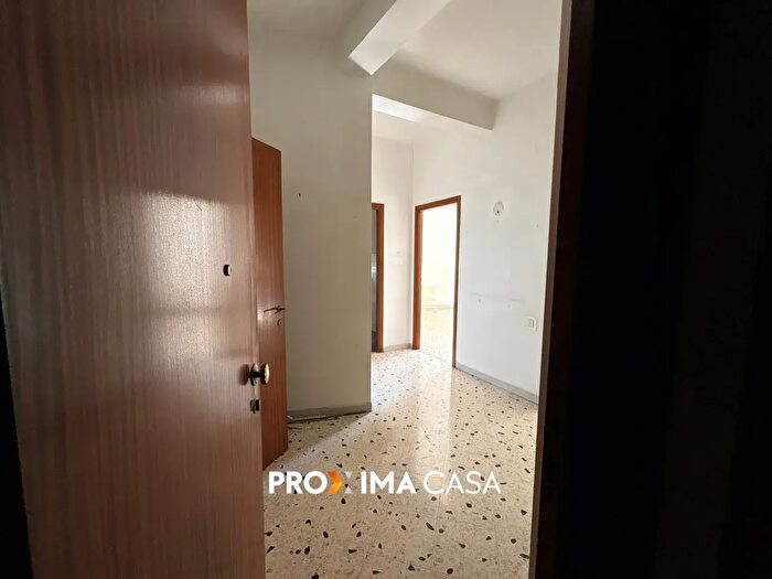 Appartamento trilocale in vendita in Via Pietro del Pezzo, Salerno