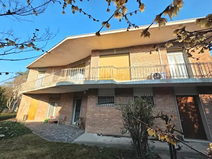 Casa con 6 locali in vendita in Via Luigi Gonzaga a, Guastalla