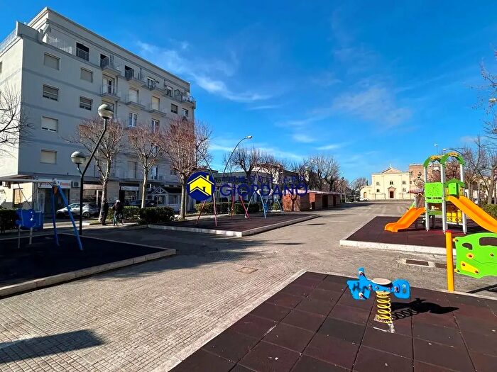 Appartamento trilocale in vendita in Piazza Vittoria, Squinzano