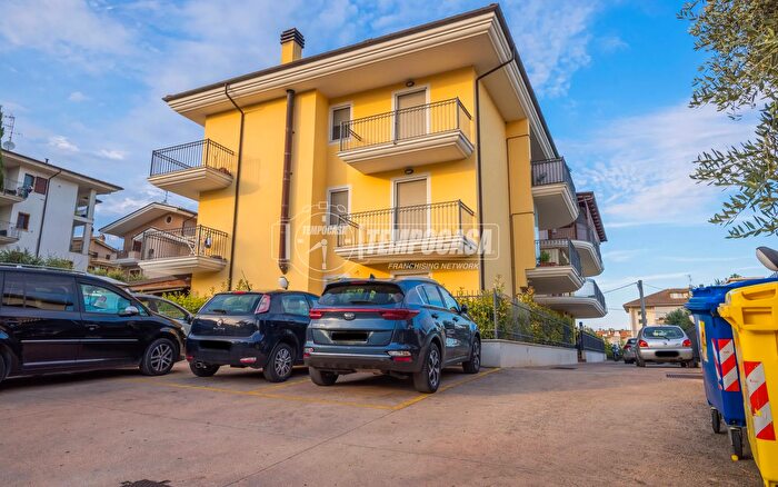 Appartamento trilocale in vendita in Contrada Spiagge Centobuchi G, Monteprandone