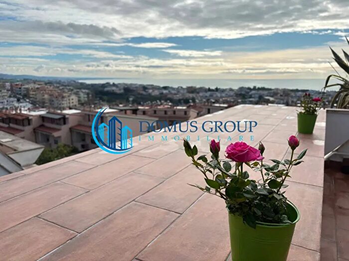 Appartamento trilocale in vendita in Via Elcetina, Santa Marinella