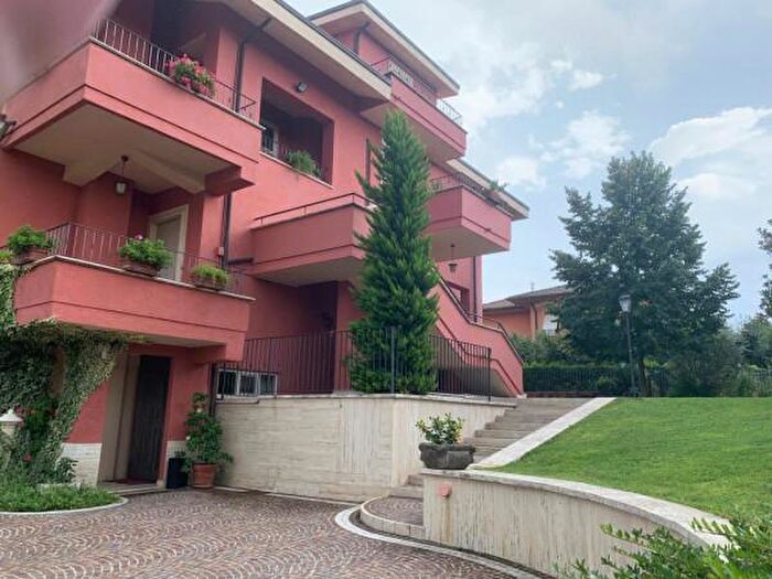 Casa con 6 locali in vendita in Monte San Giovanni Campano