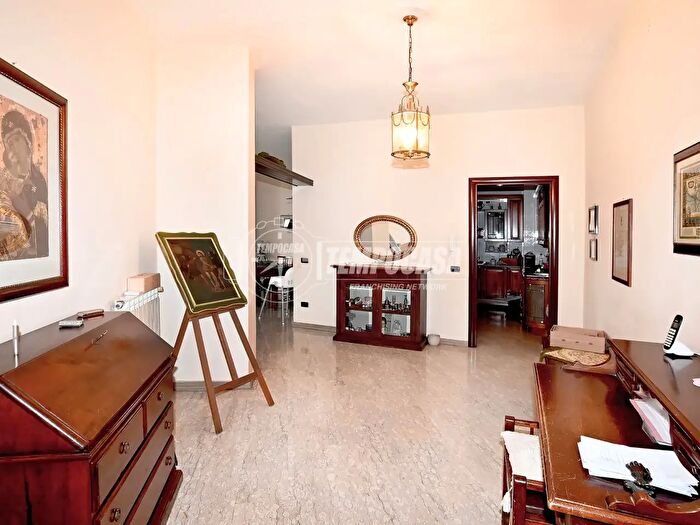 Appartamento quadrilocale in vendita in Viale della Libertà, Aversa