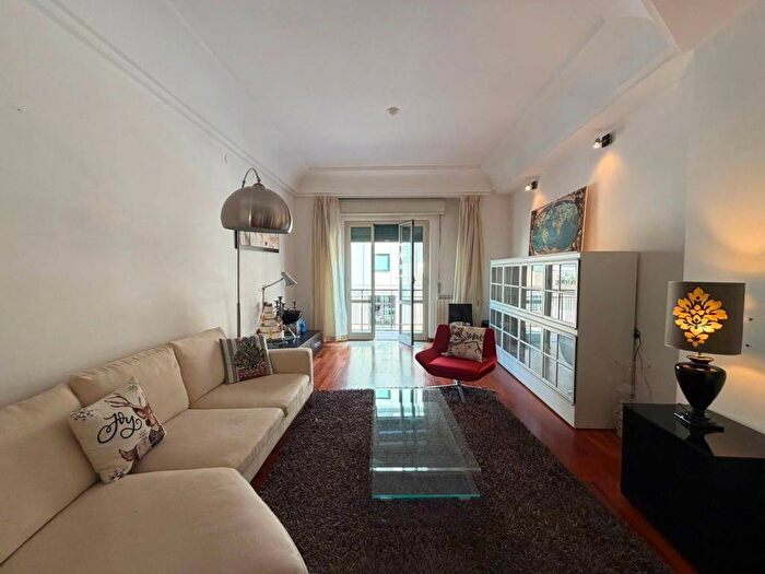 Appartamento con 5 locali in affitto in Via Filippo Cordova, Libertà Villabianca, Palermo