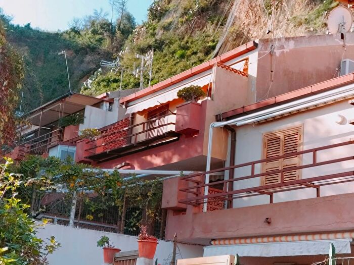 Appartamento bilocale in vendita in Messina, Messina