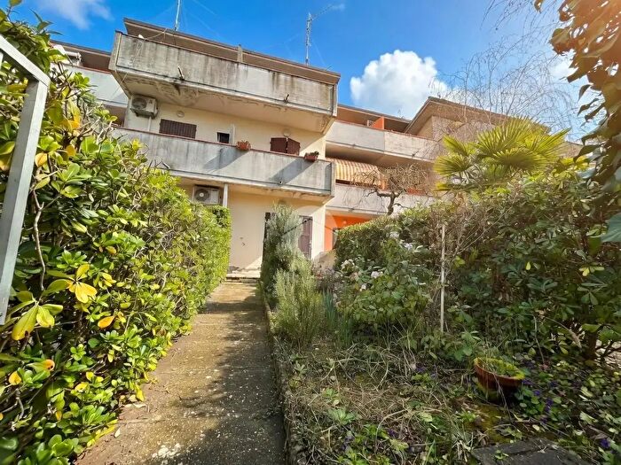 Appartamento quadrilocale in vendita in Viale Vincenzo Bellini, Ravenna